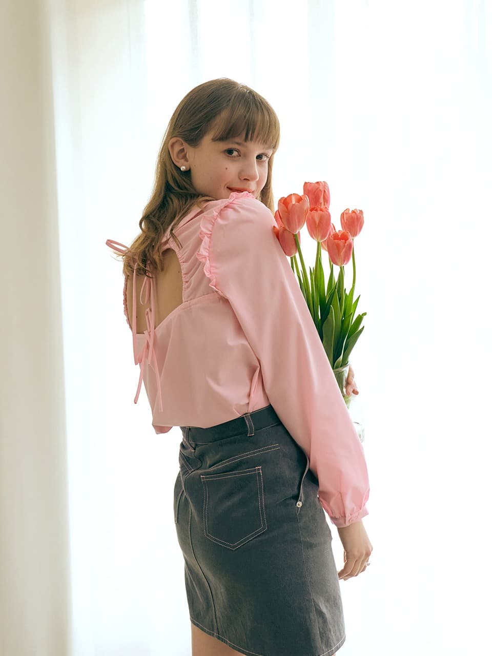 BACK RIBBON BLOUSE (PINK)