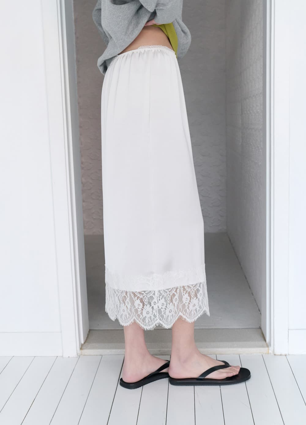 Layered Satin Lace Skirt - Creamy Beige