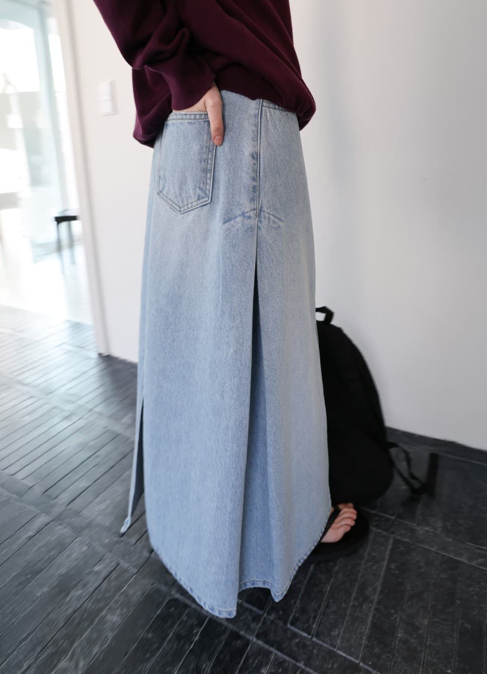 Trigger Pleated Denim Long Skirt - Light Blue