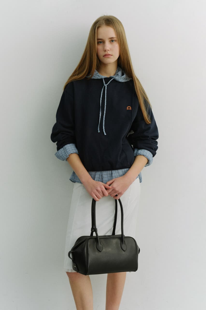 UNISEX DUNST LOGO CREASE SWEATSHIRT FRENCH NAVY_UDTS6A103N2