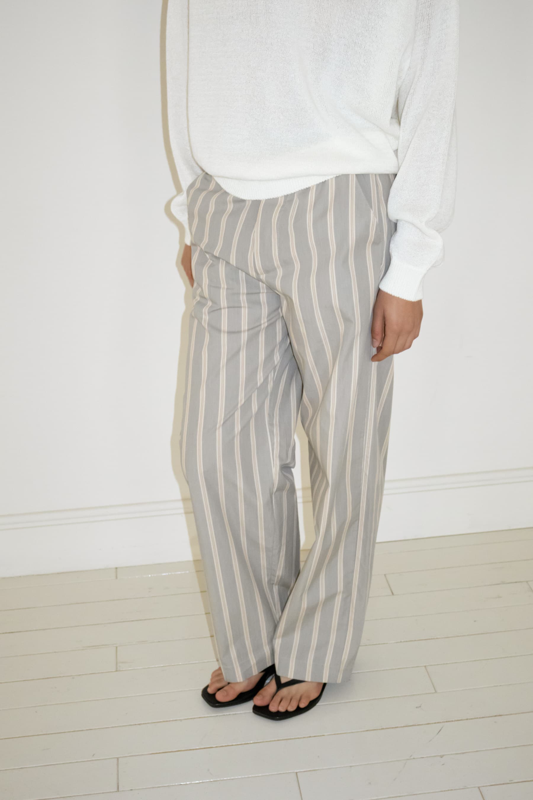 Lounge Stripe Pants (Grey)