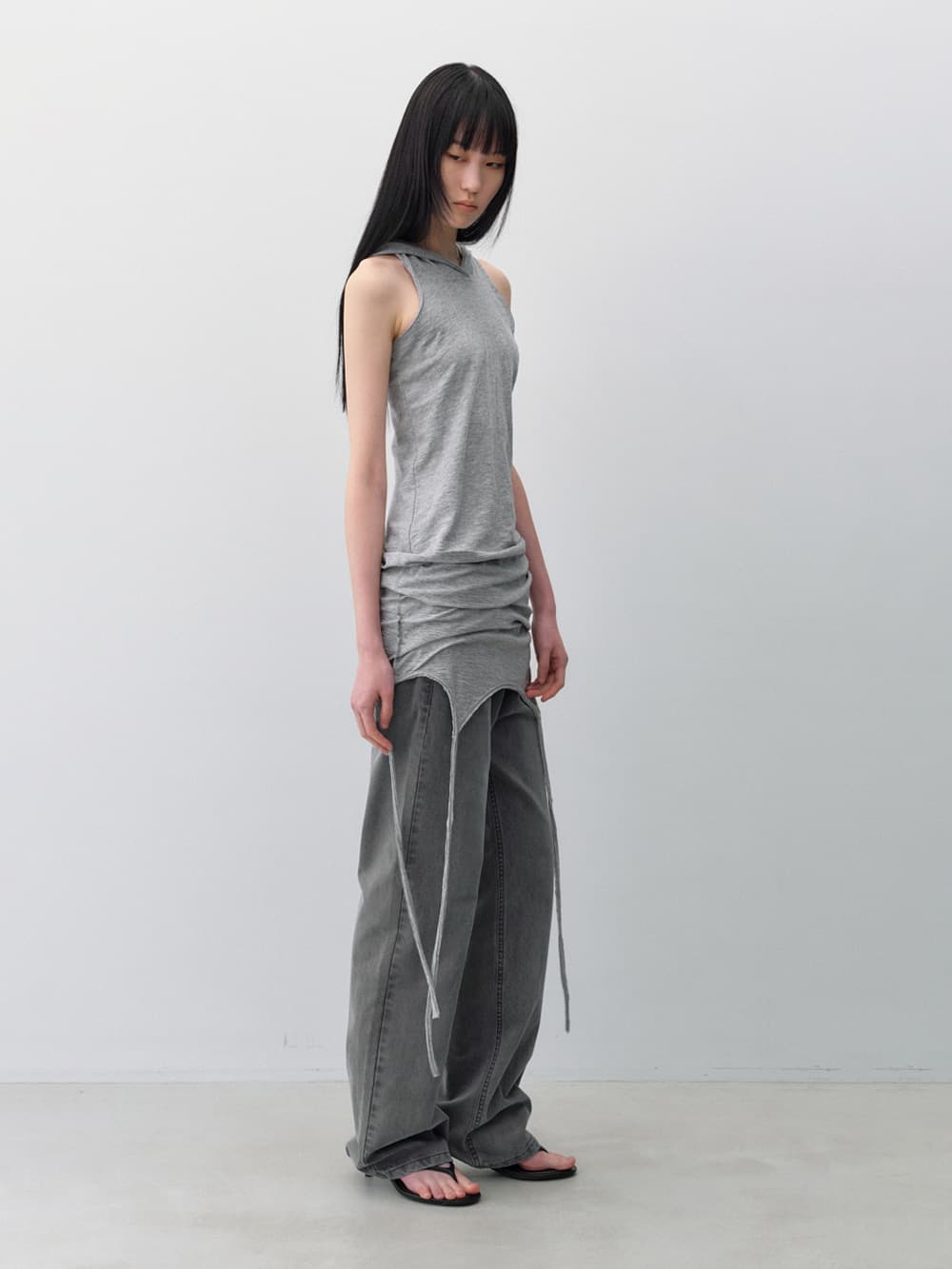 레이어드 후디 슬리브리스 MELANGE GREY