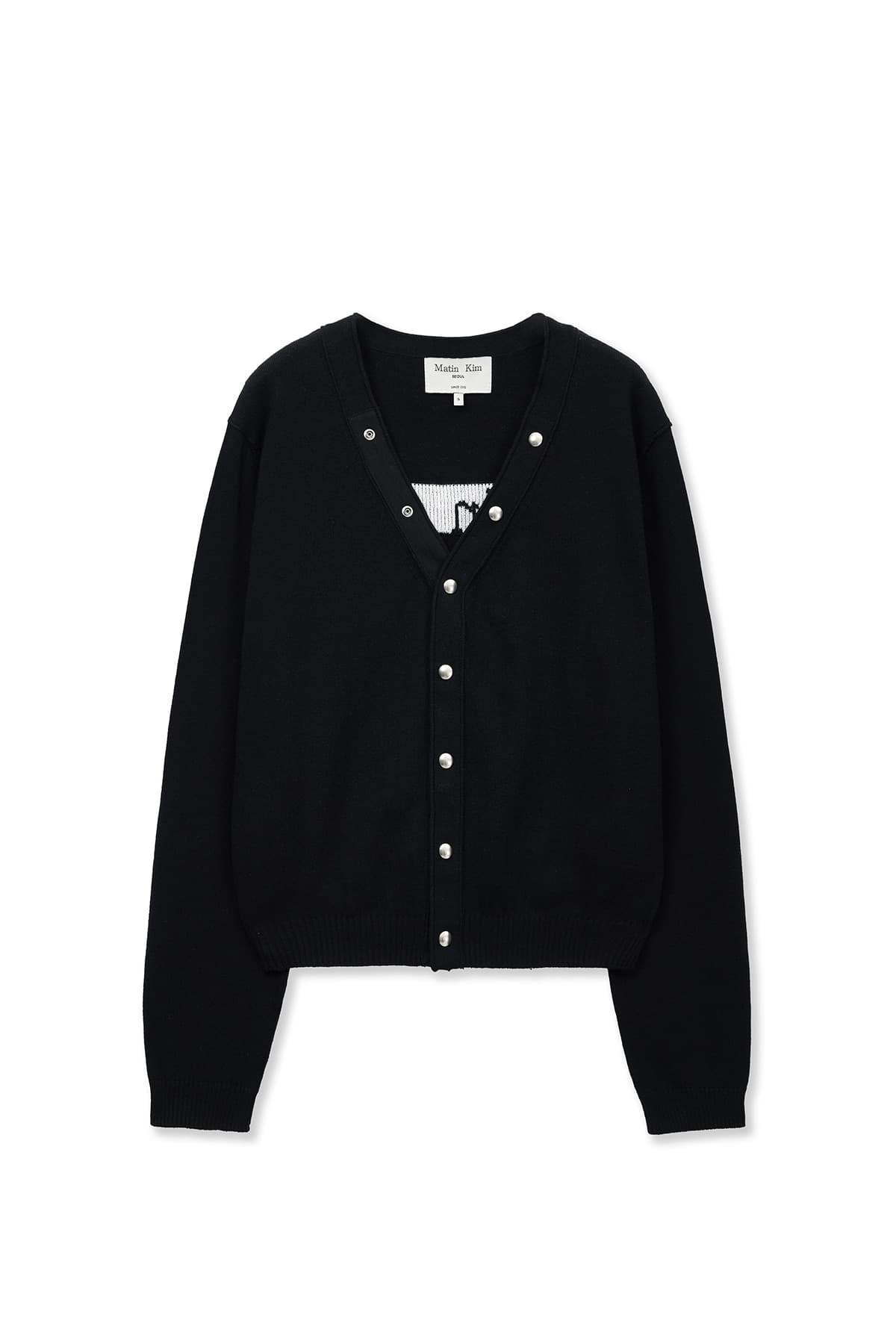 BACK LOGO SNAP BUTTON CARDIGAN IN BLACK