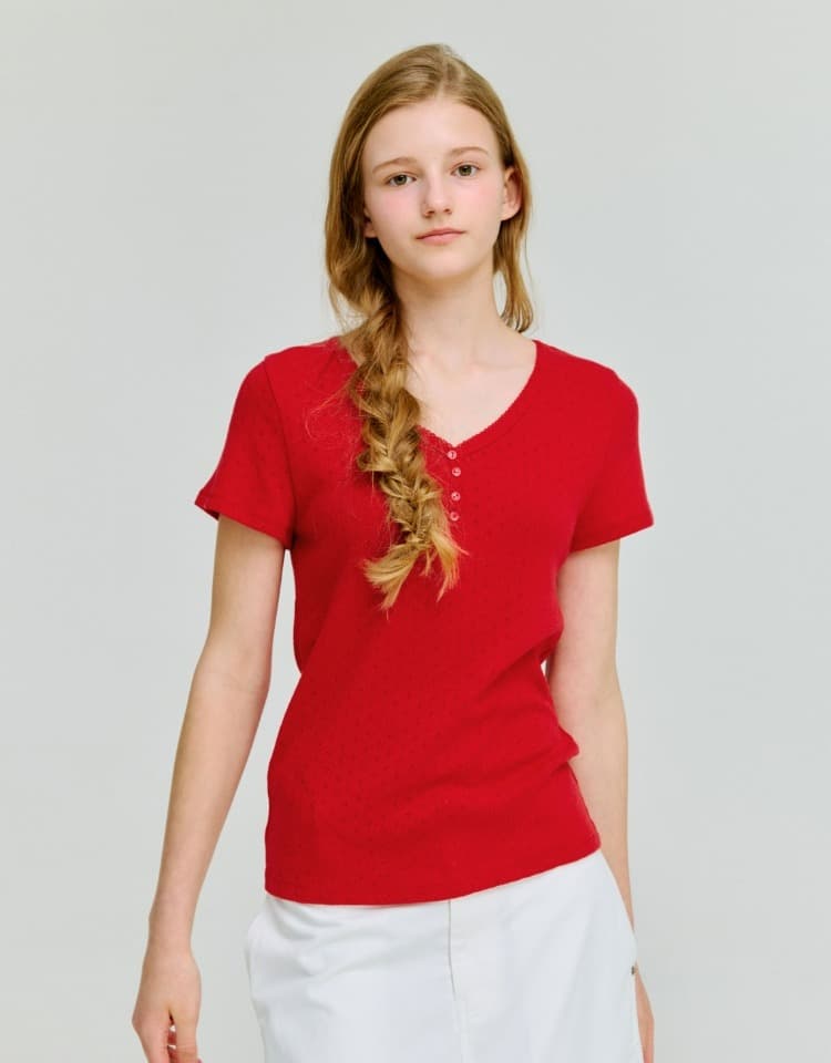 eyelet v-neck cap sleeve t-shirt - red