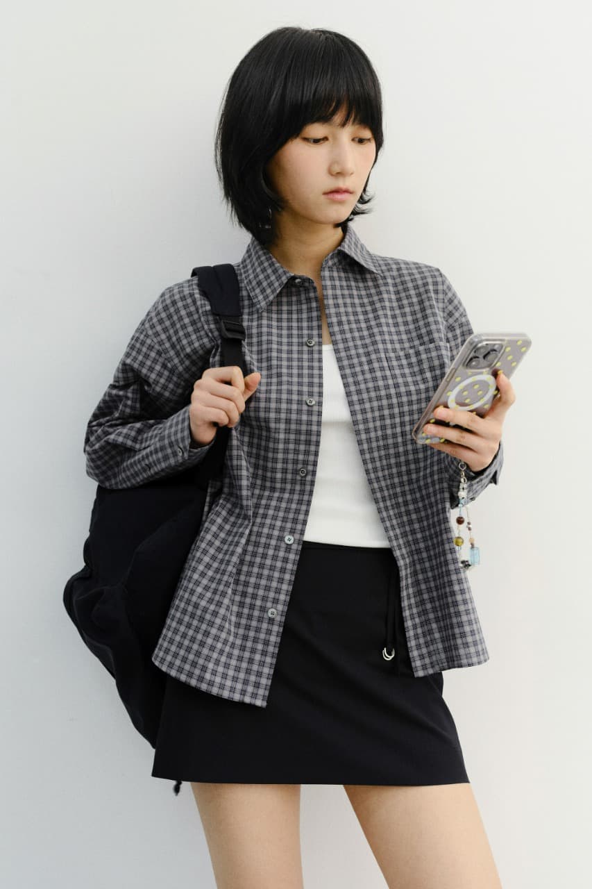 UNISEX CROPPED CHECKED SHIRT NAVY CHECK_UDSH6A116N2