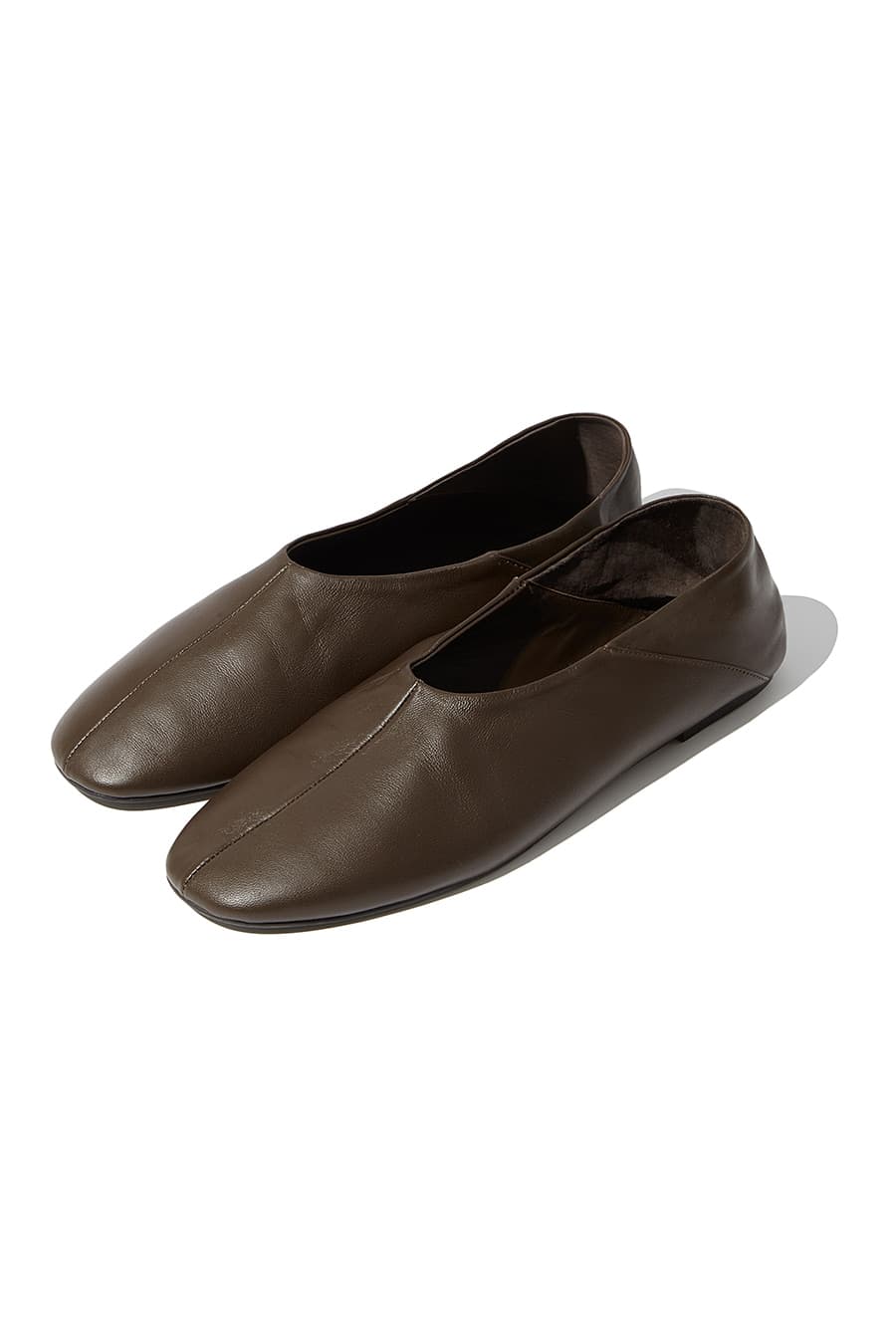 ROUND TOE LOAFERS [BROWN]