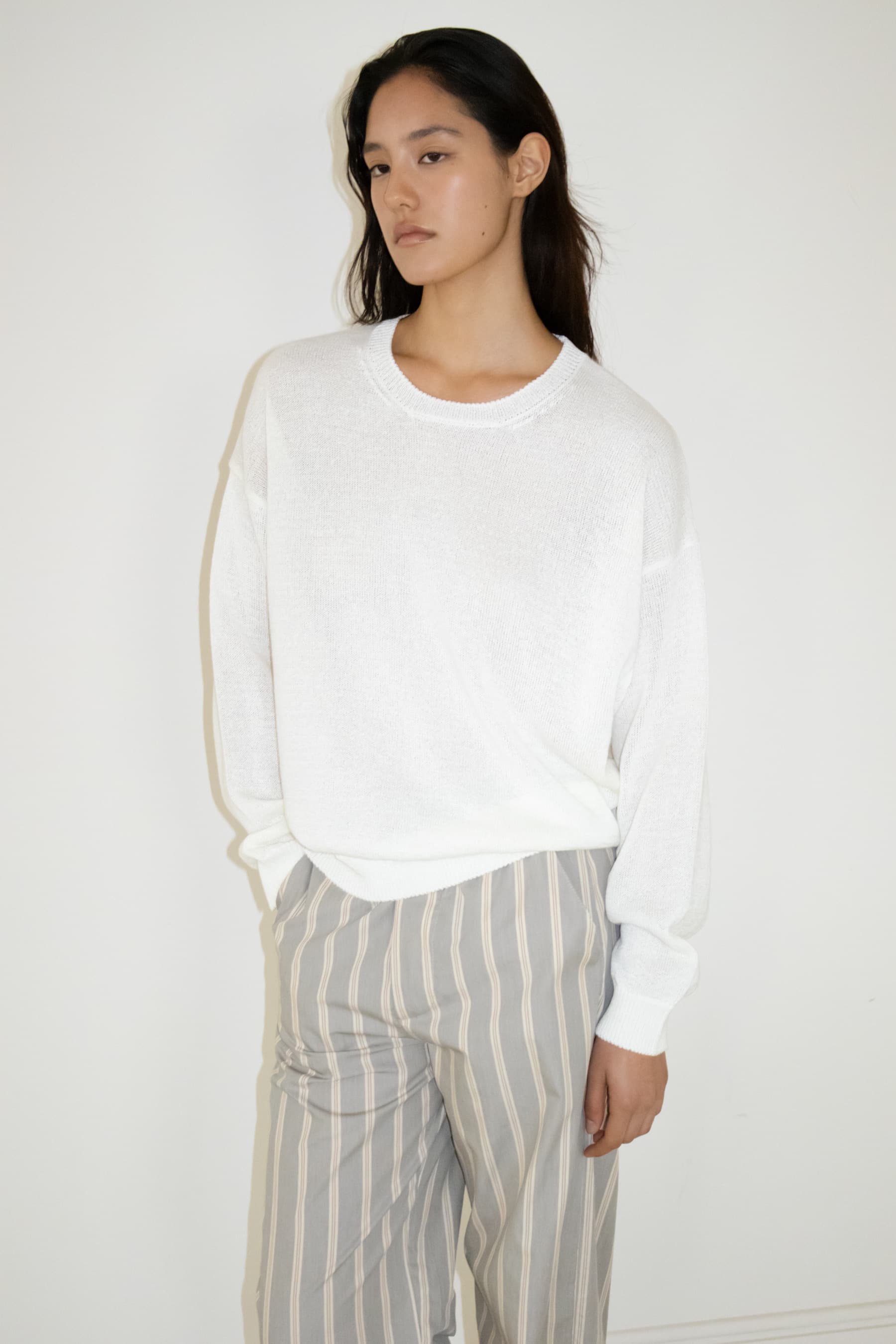 Paper Round Knit (White)