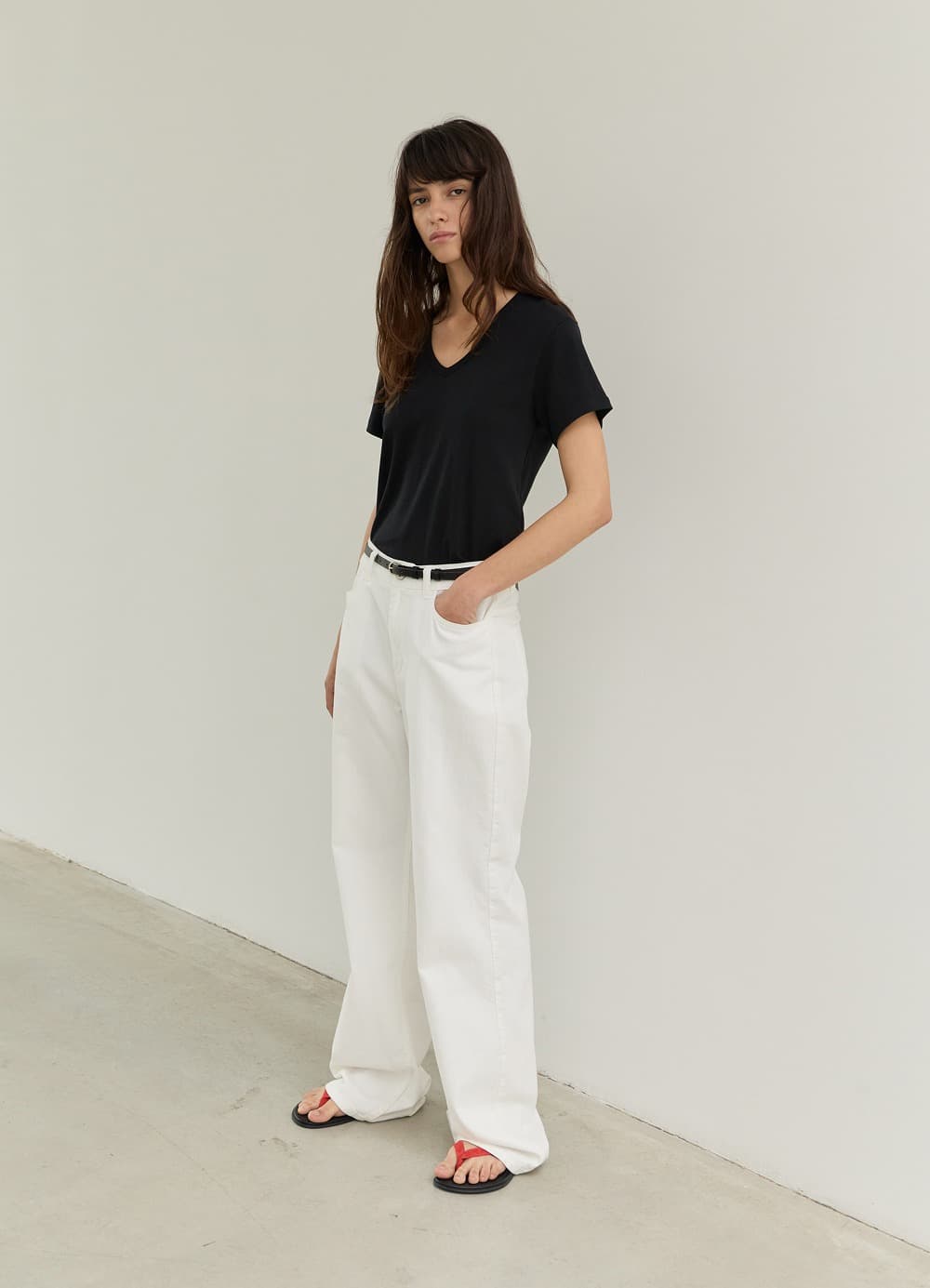 All-day Cotton V-neck T-shirt - Black