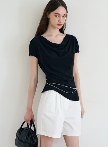언발란스 턱 드레이피 티셔츠 [BLACK]