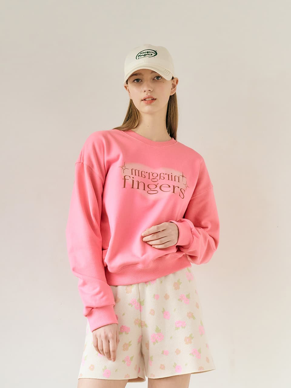 HEART BLUSH SWEAT SHIRT