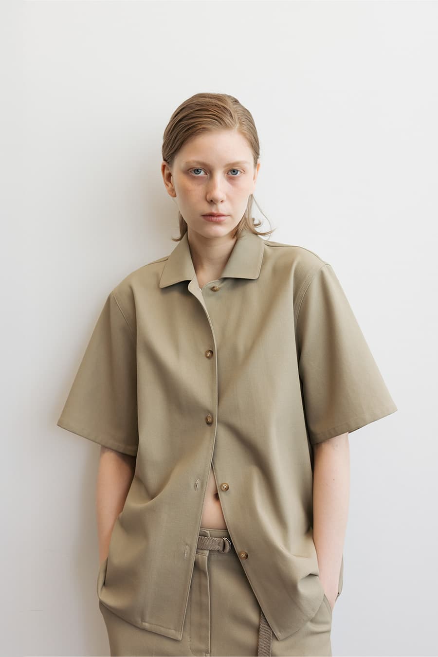 TWILL SHORT SLEEVE SHIRT [BEIGE]