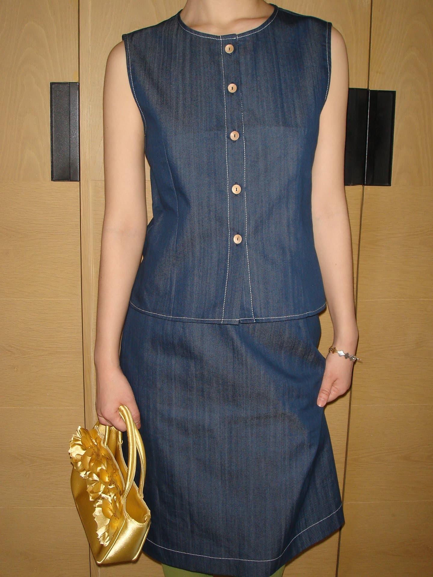 DENIM SLEEVELESS SHIRT_BLUE