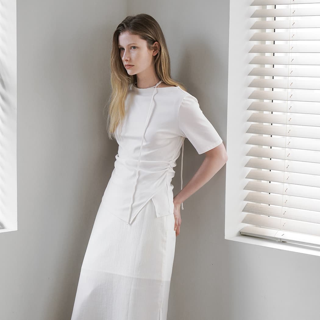 (Z-T-7049)ASYMMETRY NECK STRING TEE