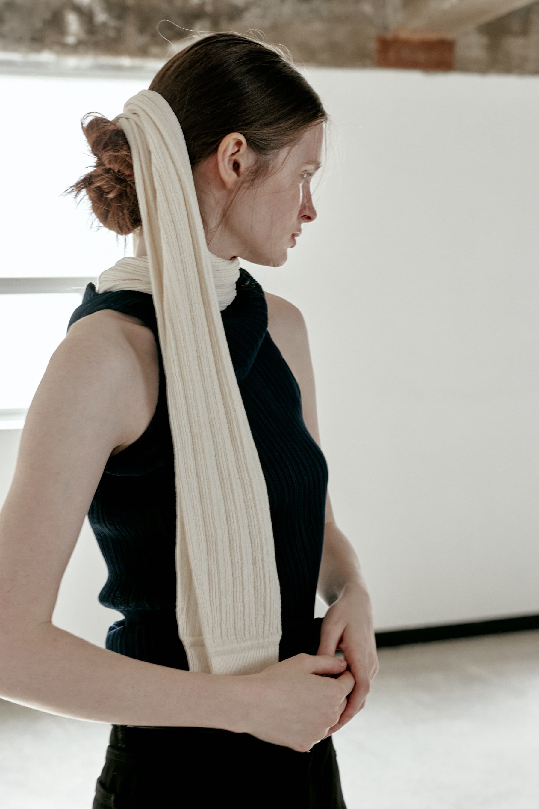 WRINKLE MUFFLER [IVORY]