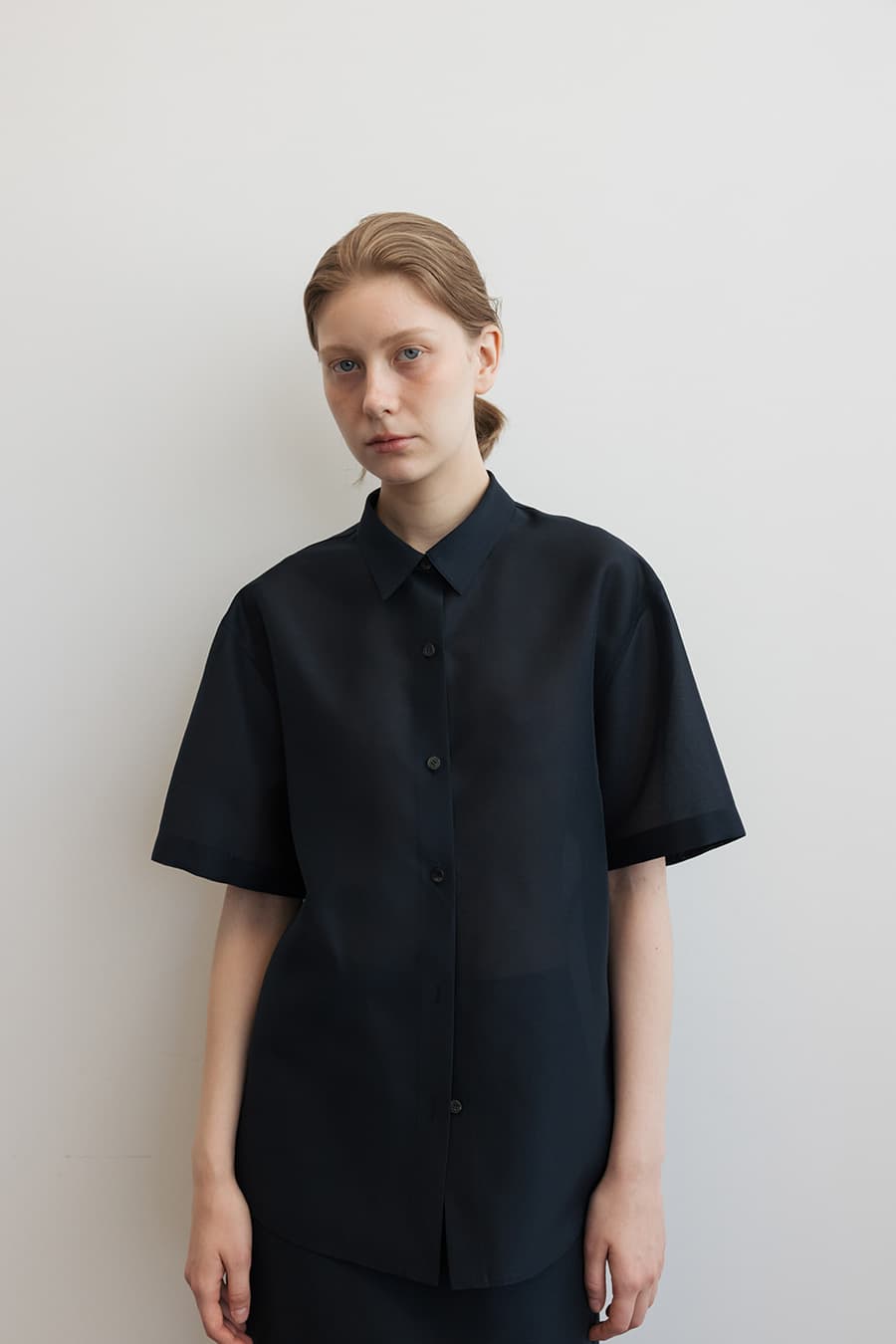 SHEER STRUCTURED SHIRT [NAVY]