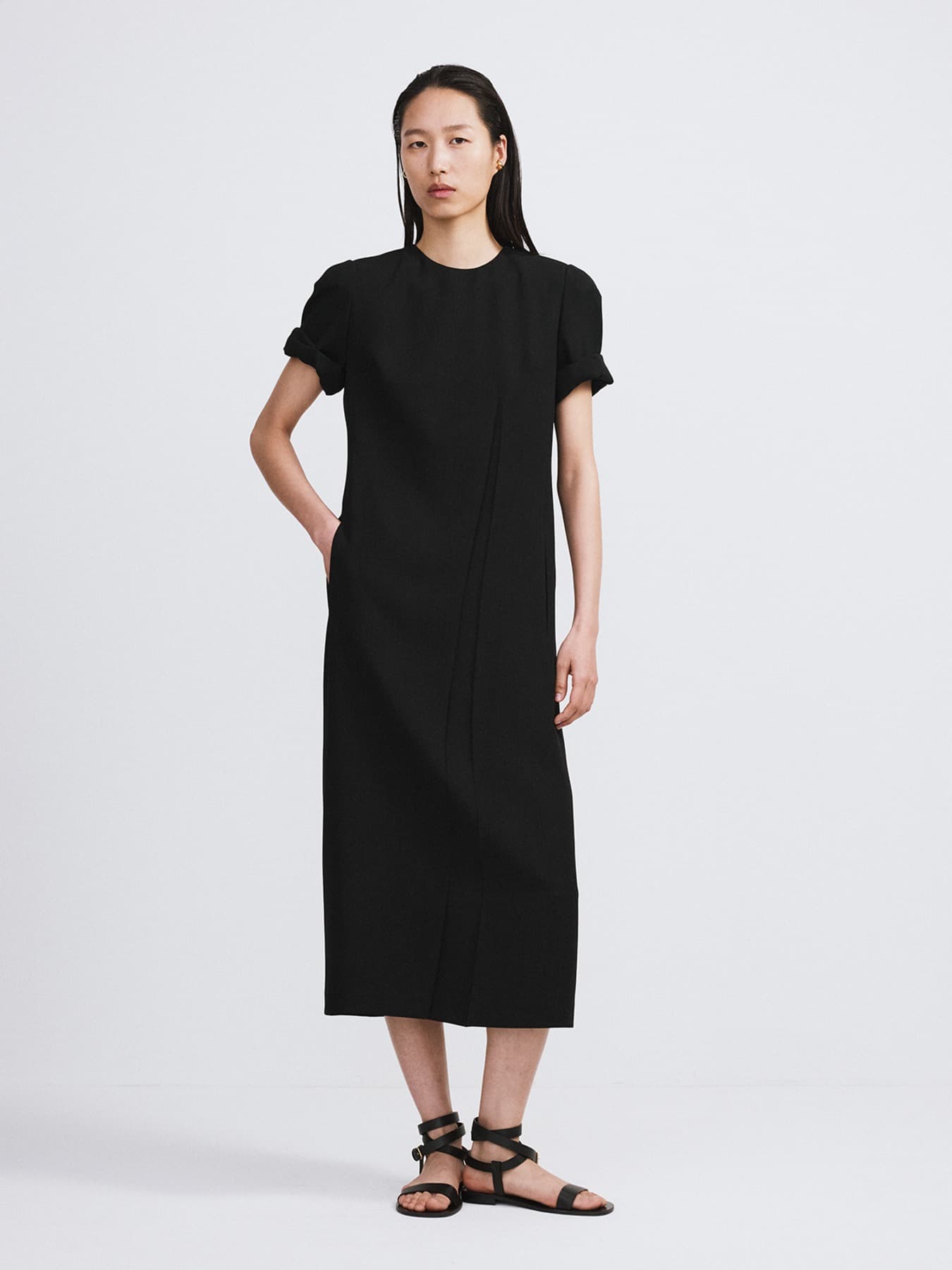 TURN-UP SLEEVES DRESS (BLACK)