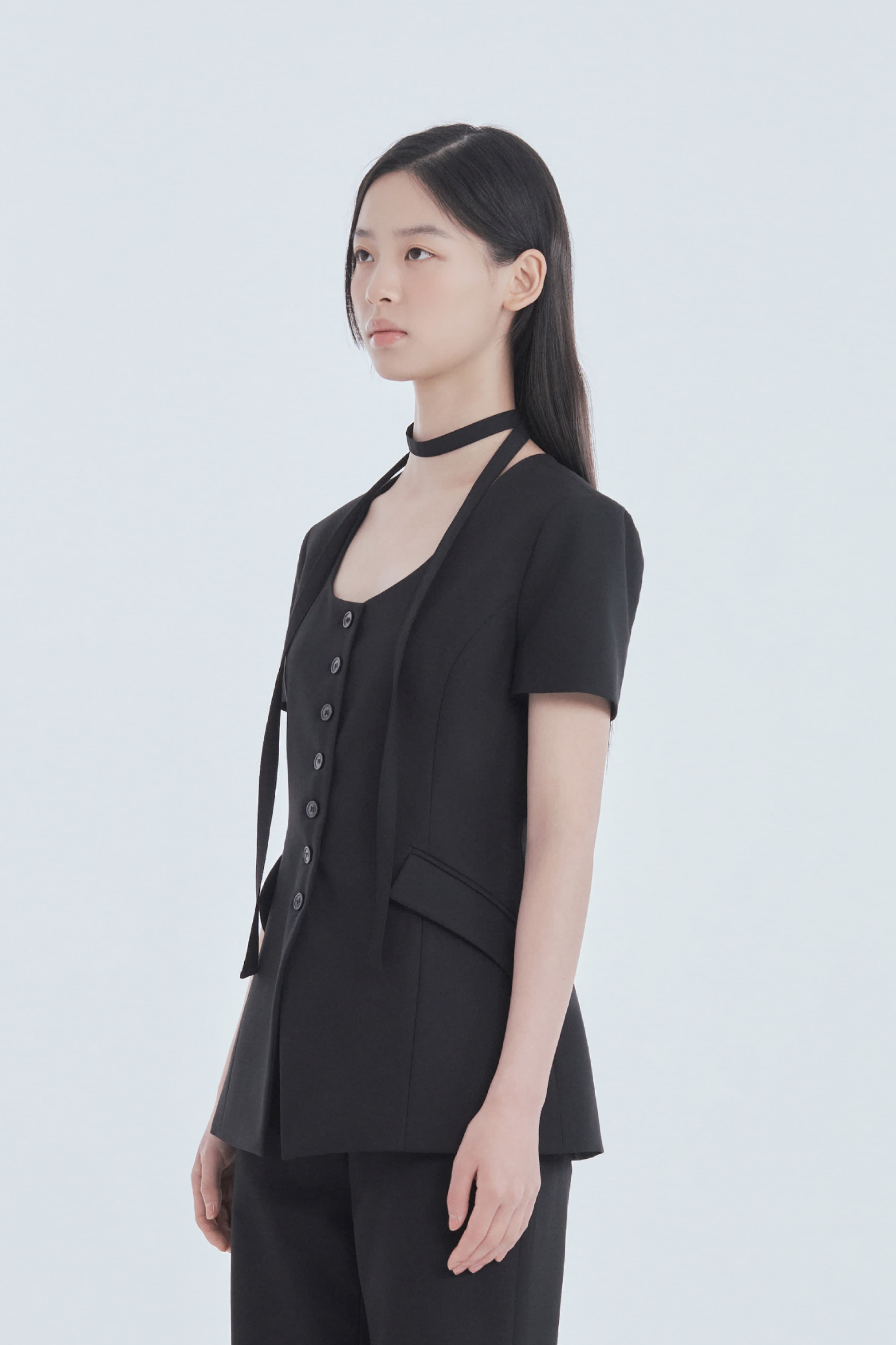 Emma Round Neck Half-Sleeve Jacket - Black