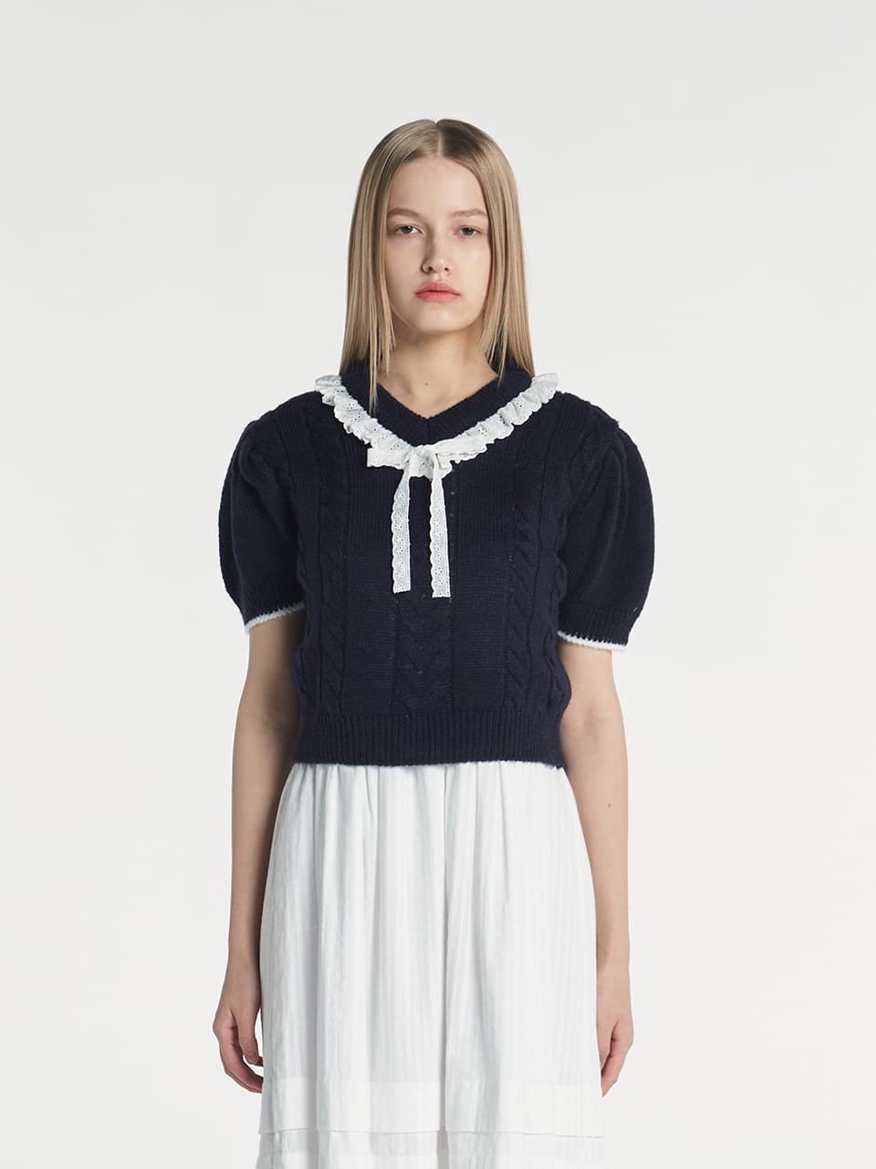 V NECK FRILL CROP KNIT (NAVY)