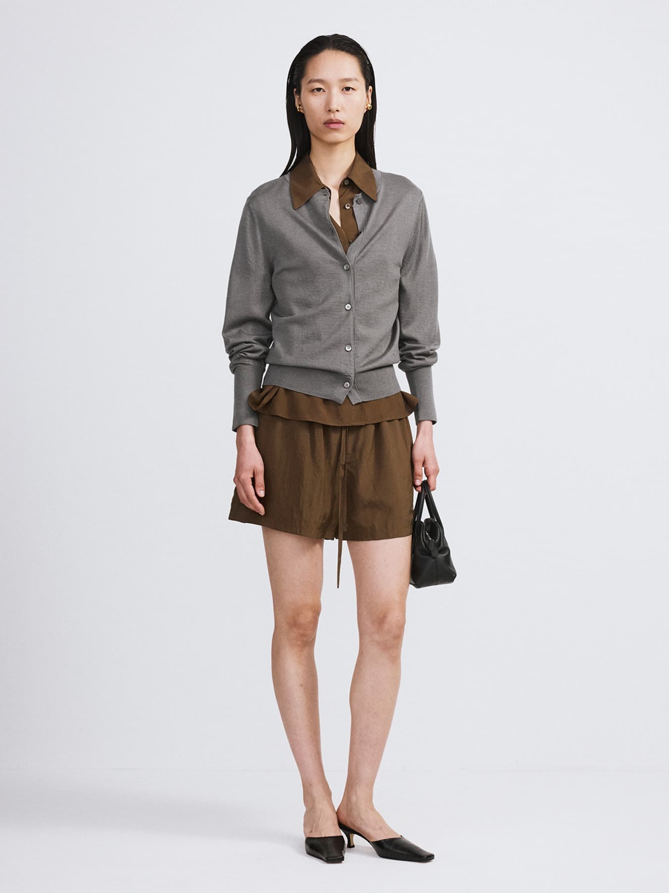 WRINKLED FLUID BANDING SHORTS (KHAKI BROWN)