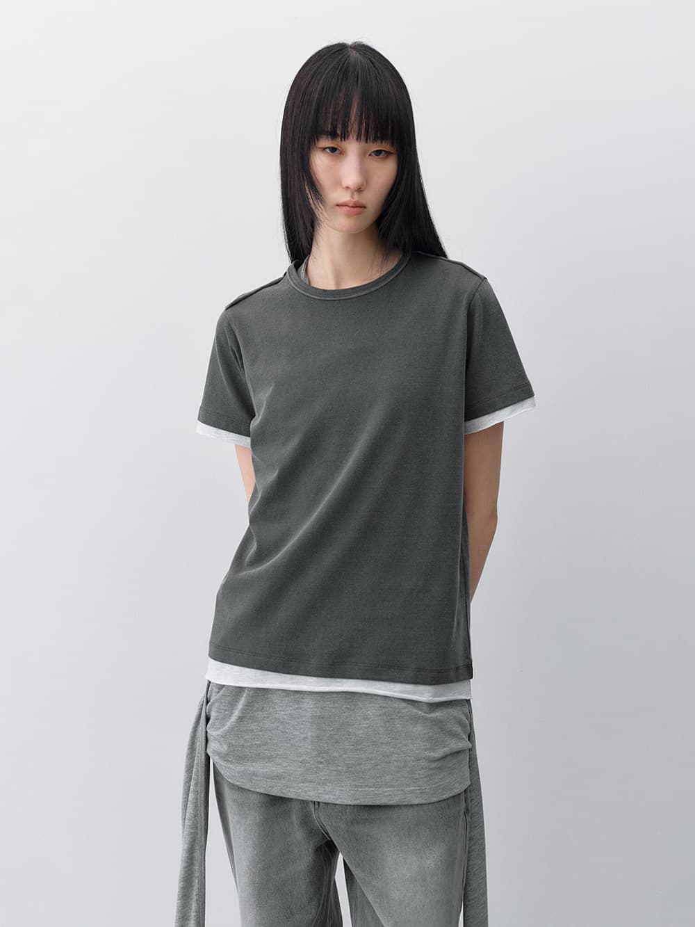 레이어드 피그먼트 티셔츠 CHARCOAL