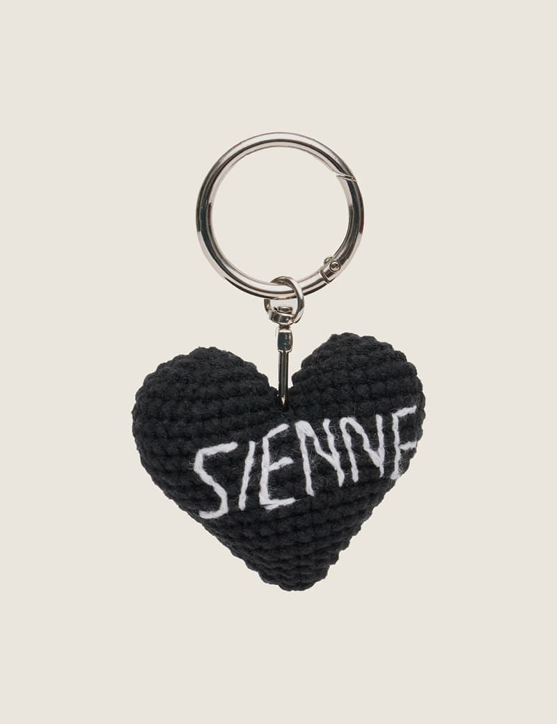 Sienne Heart Charm (Black)
