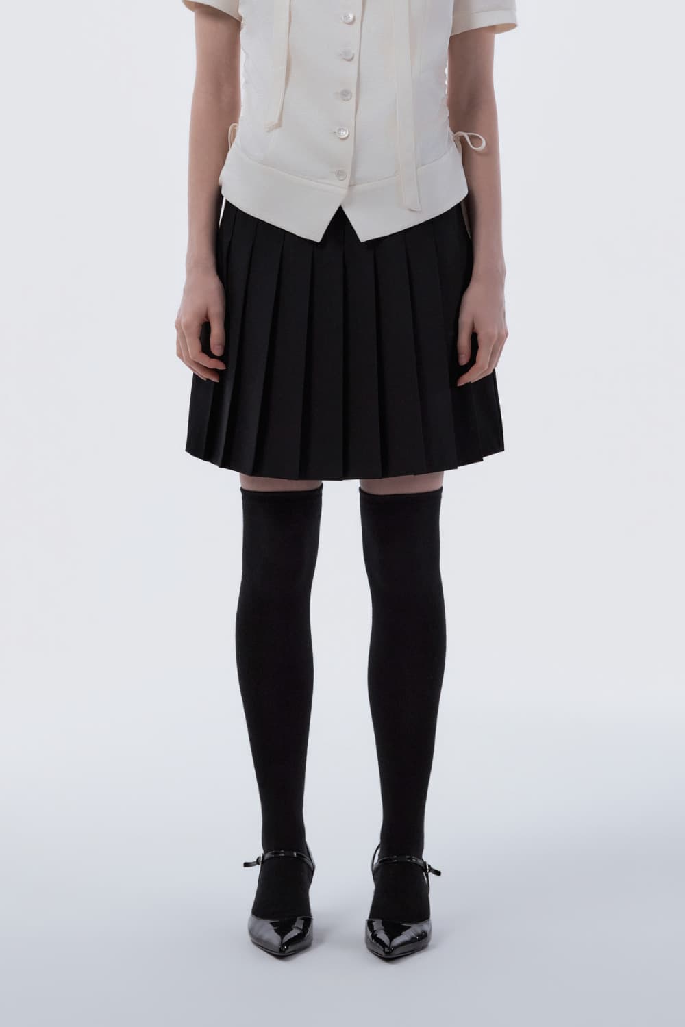 Jenn Pleated Mini Skirt - Black