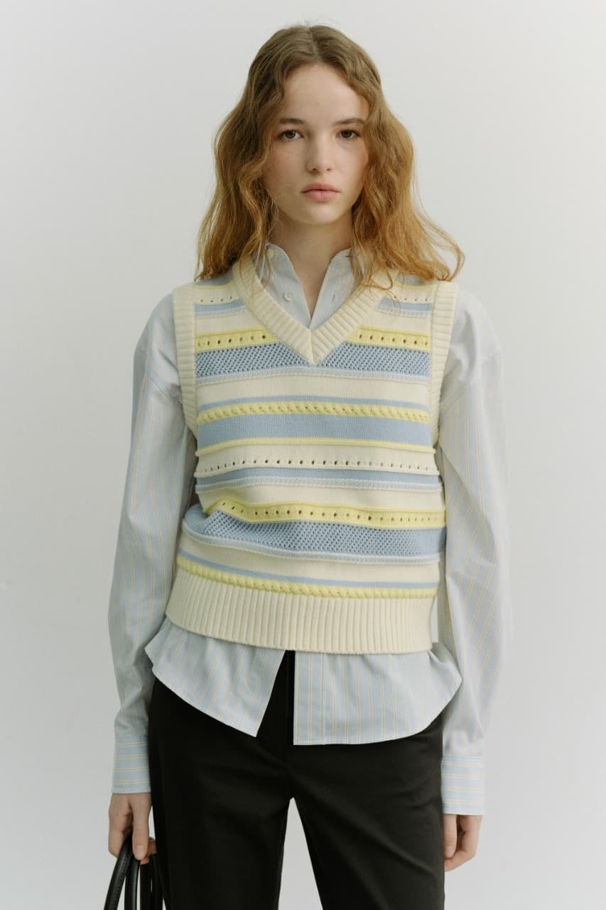UNISEX CRAFTED STRIPED KNIT VEST CREAM SOFT BLUE_UDSW6B123CR