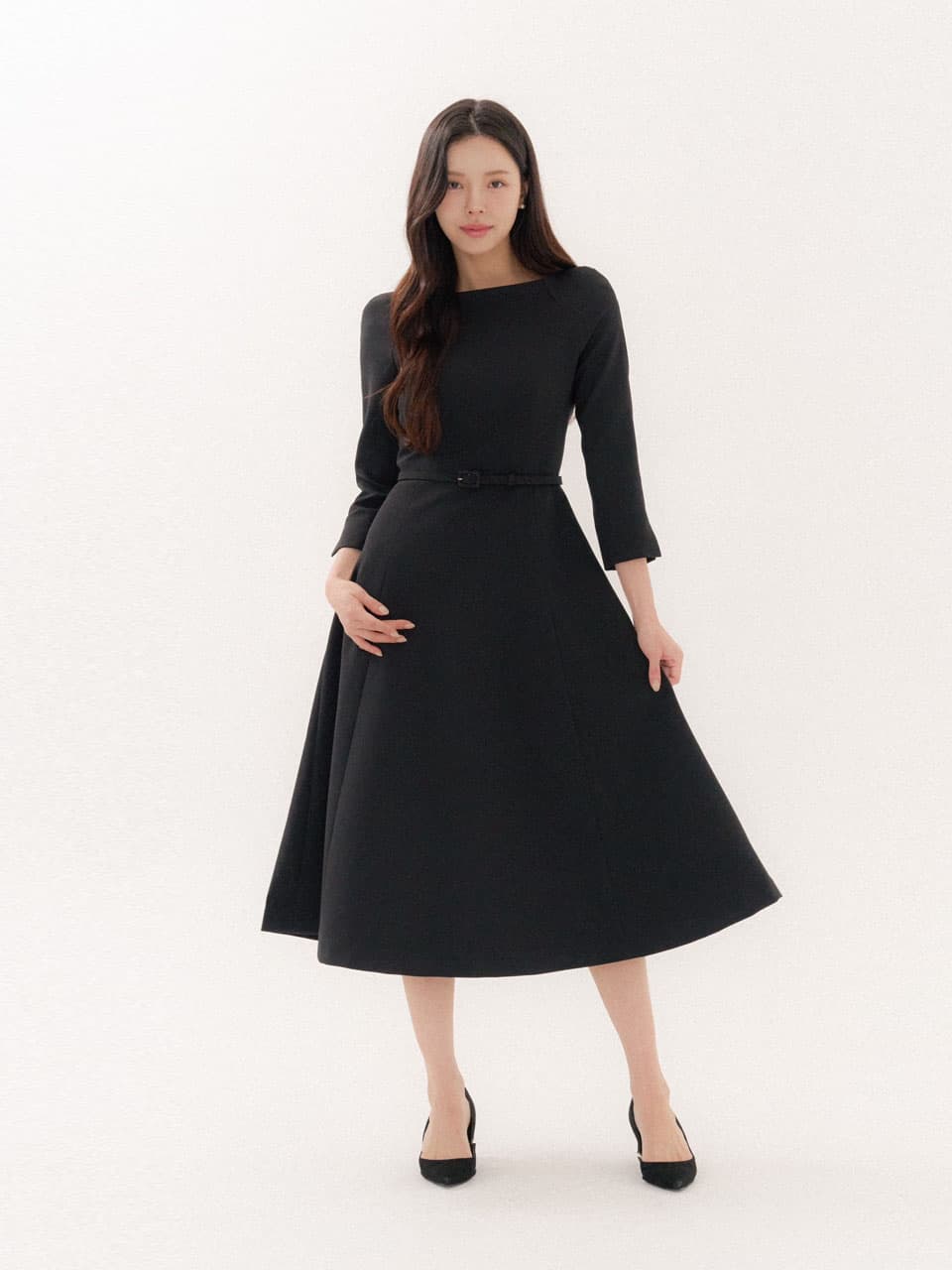 Raglan-sleeve Flare Dress/ Black