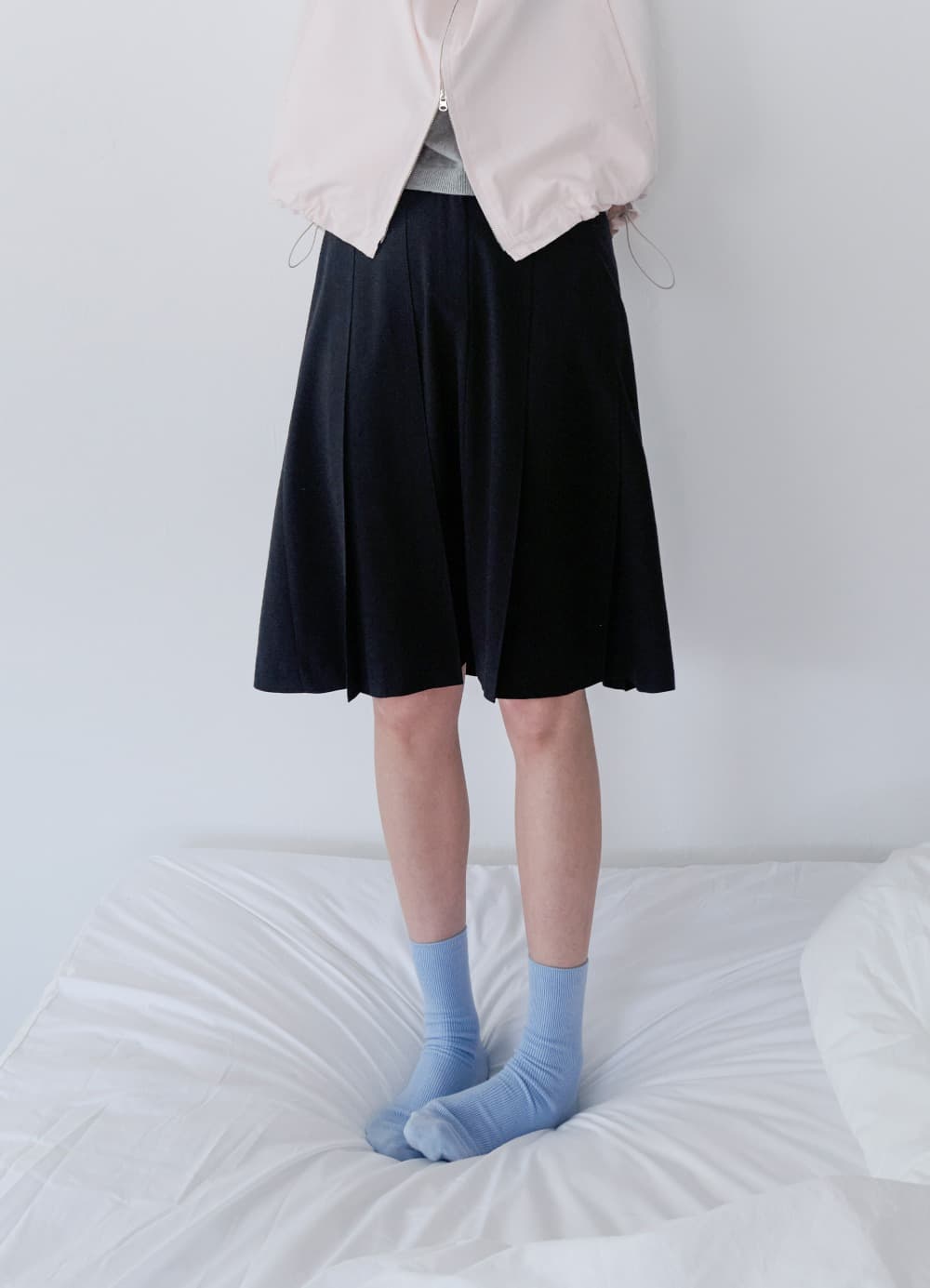 Wide Pleat Midi Skirt - Black