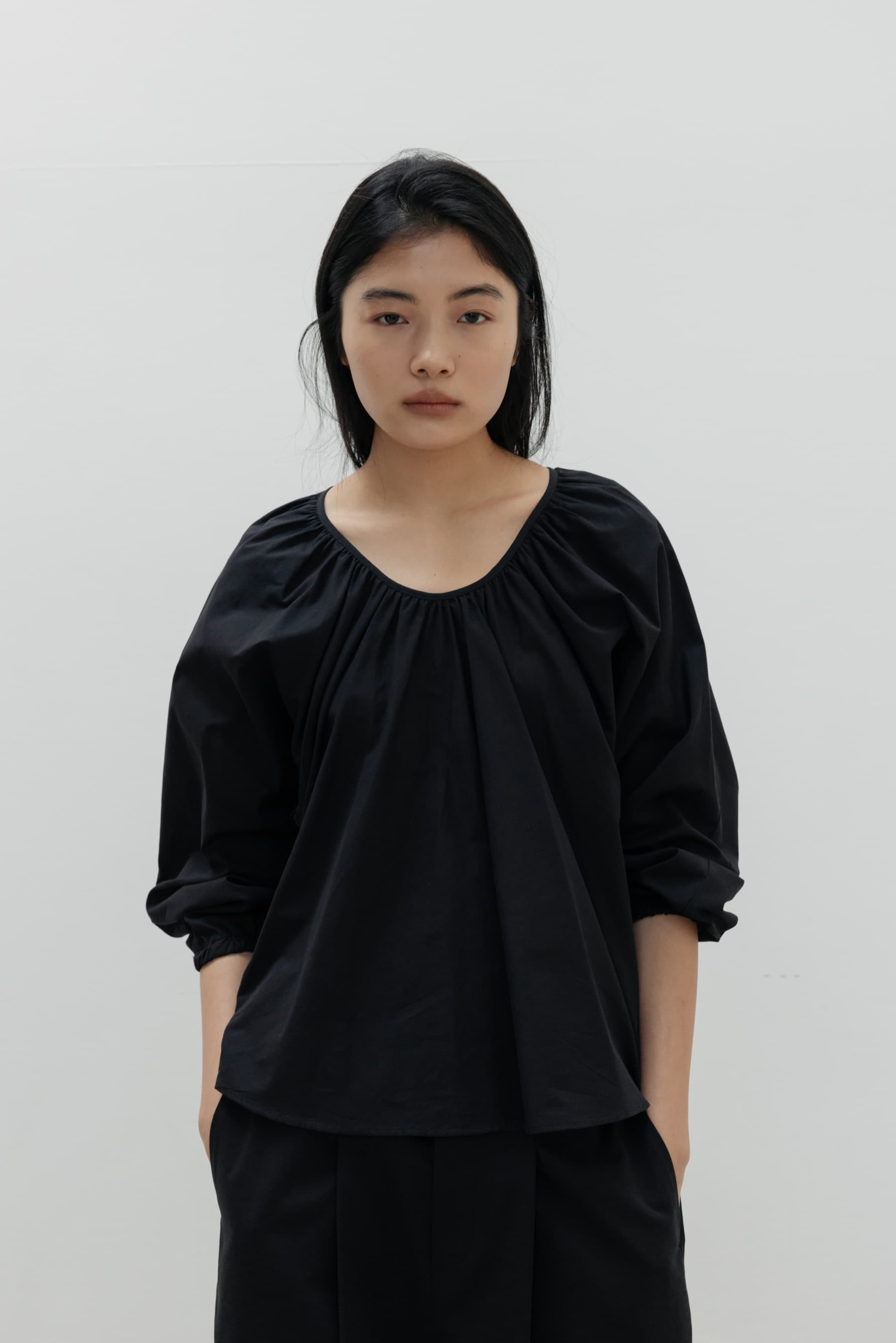 Cotton Gather Blouse (Black)
