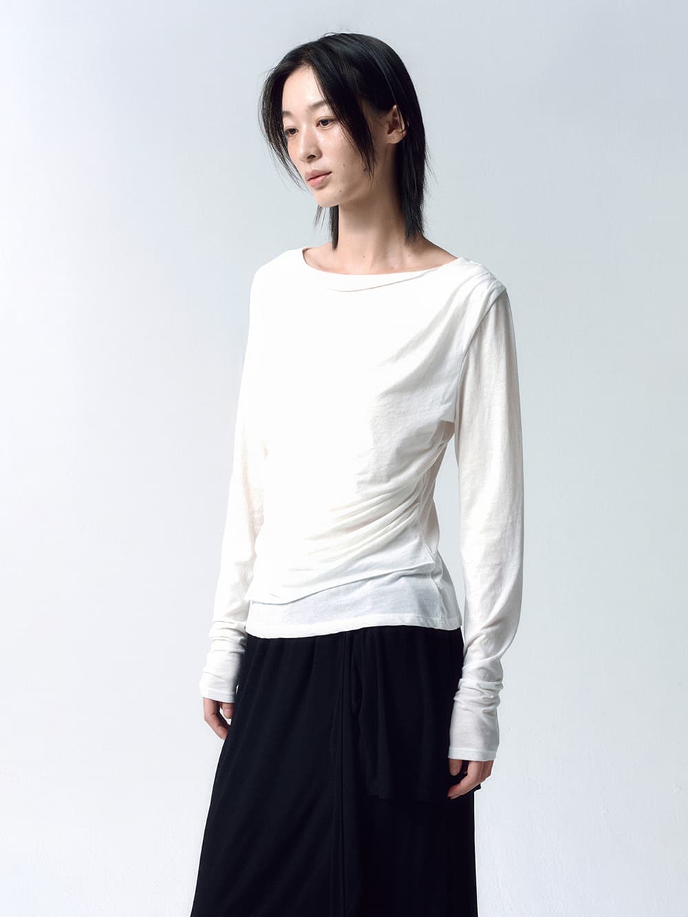 드레이핑 보트넥 롱슬리브 WHITE