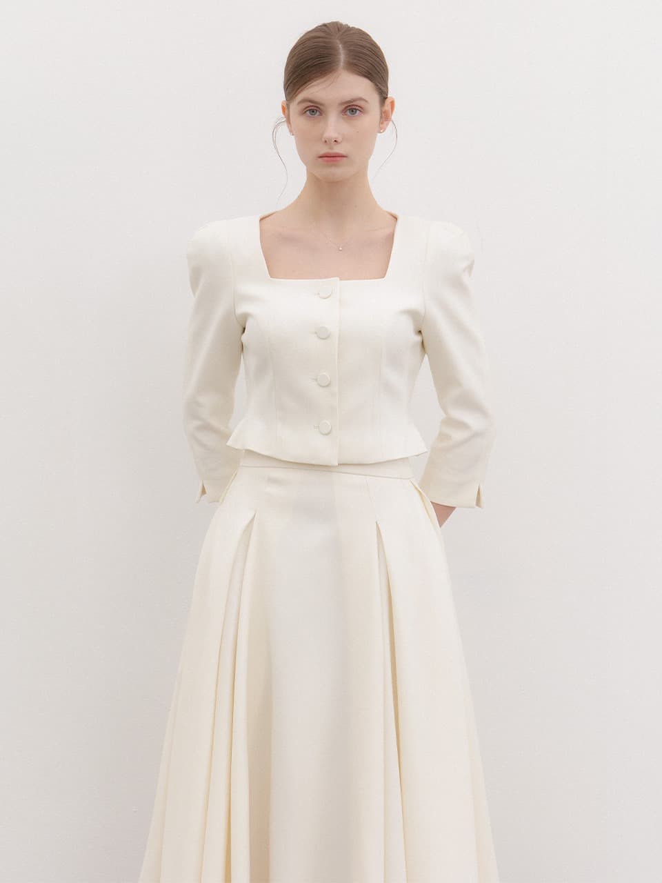 Square-neck Cropped Jacket / Ivory(2Color)