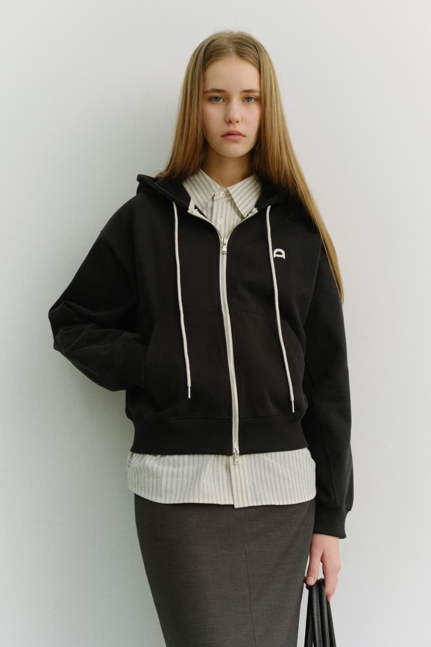 UNISEX LEATHER LOGO ZIP-UP HOODIE BLACK_UDTS6A108BK