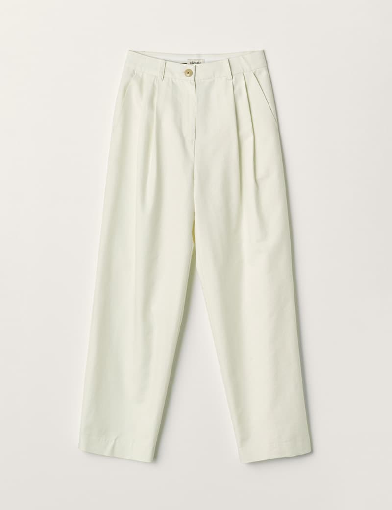 Martin Tuck Pants (Ecru)