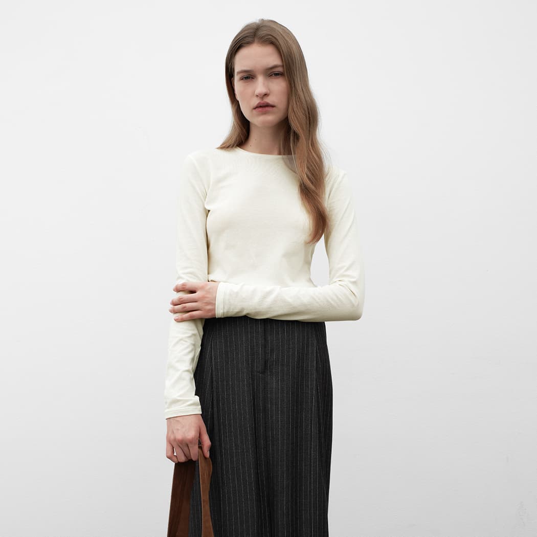 (T-7089)ESSENTIAL SHEER ROUND NECK SLIM TEE