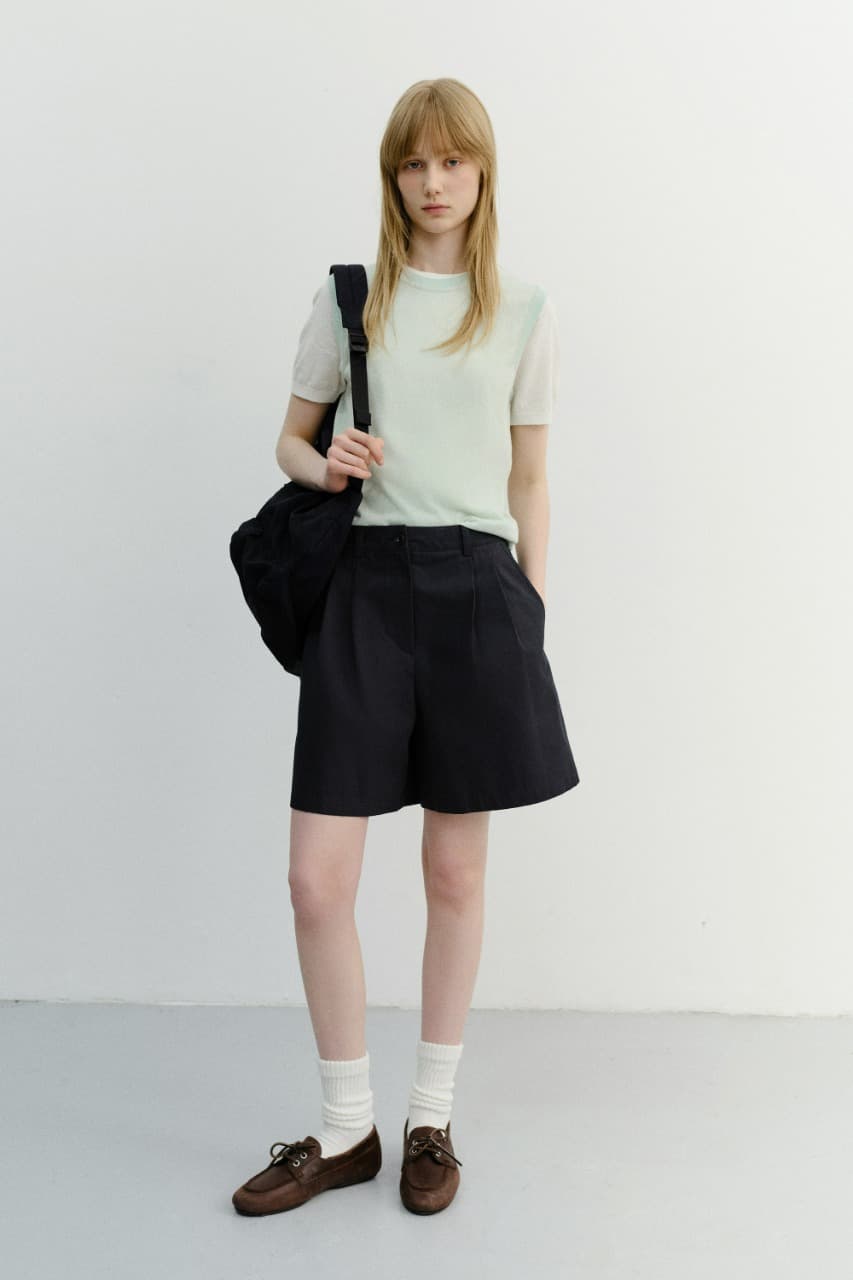 DOUBLE PLEATED BERMUDA SHORTS NAVY_UDPA6B244N2