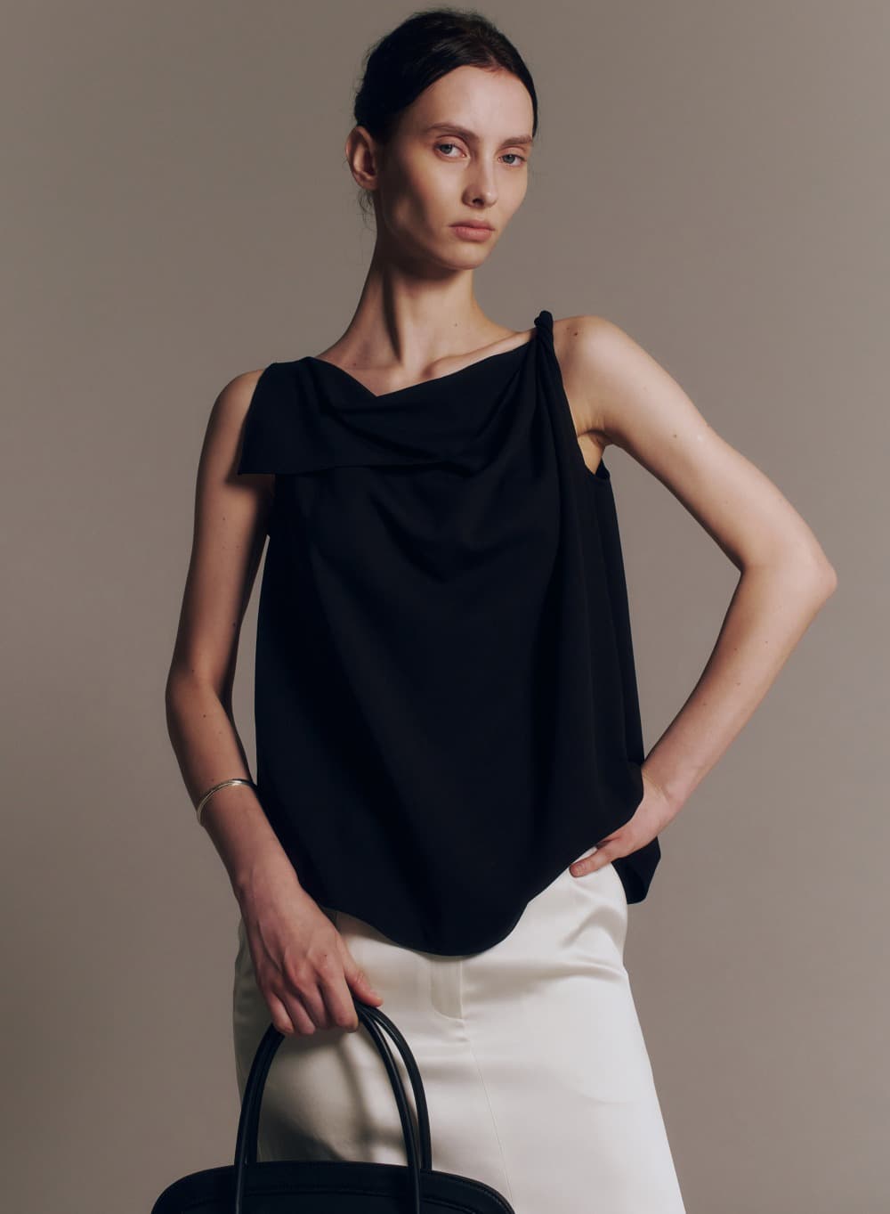 Lori Twist Sleeveless Black