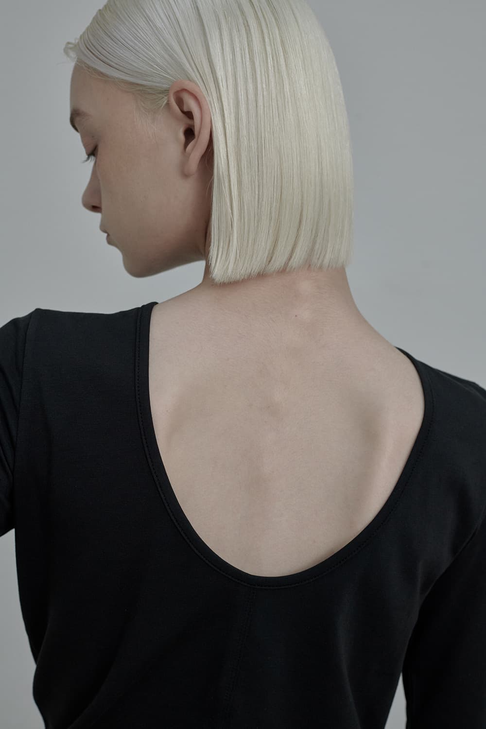 Scoop Neck T-Shirt - Black