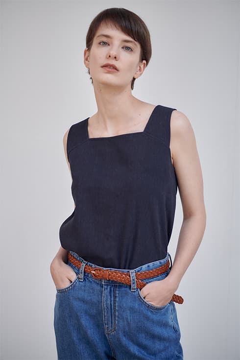 22MN linen sleeveless blouse [NA]