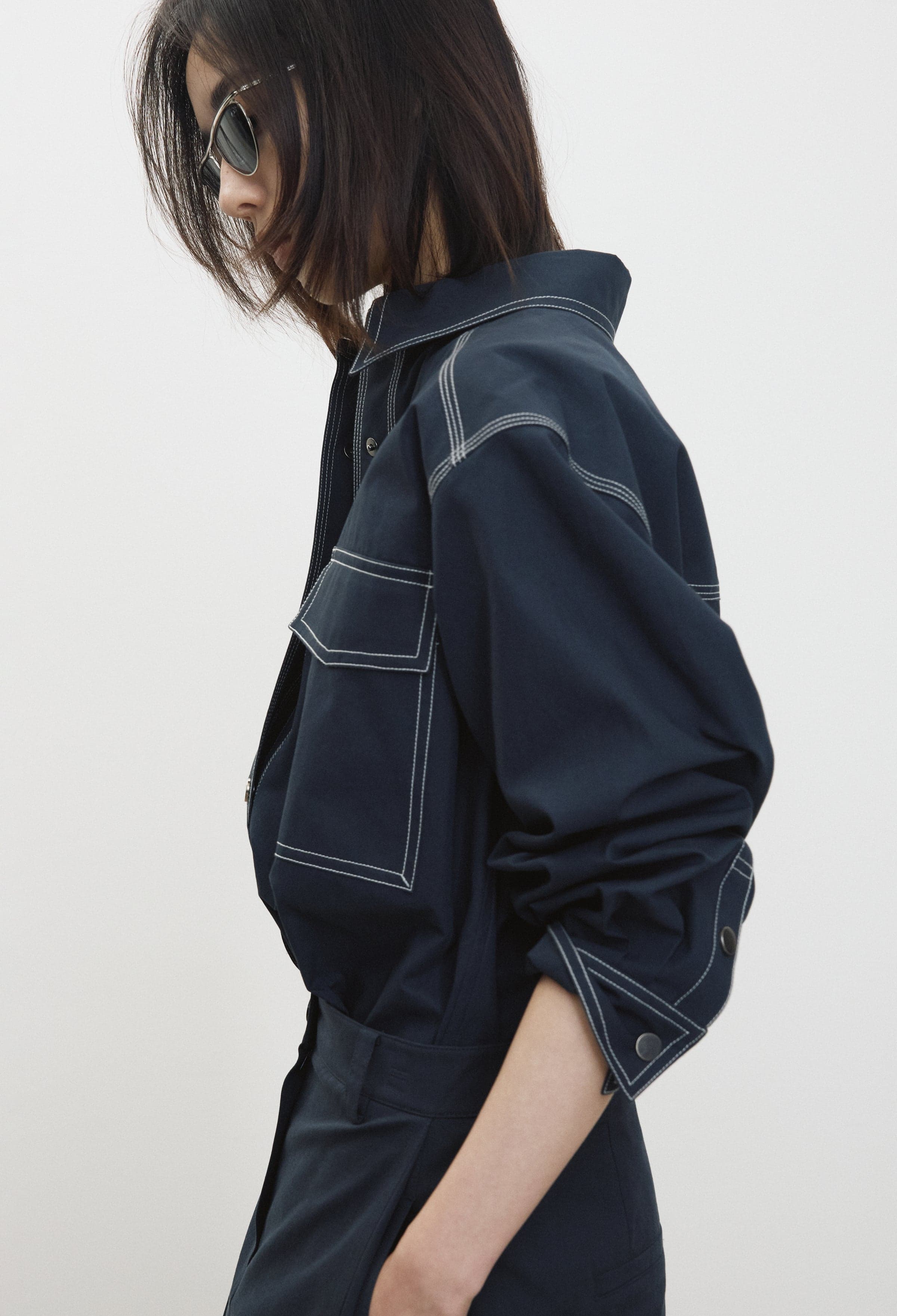 스티치 포켓 셔츠 네이비