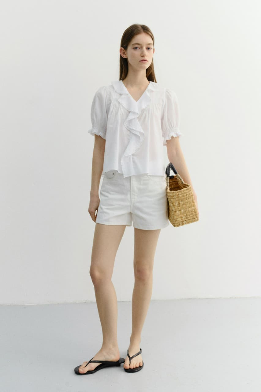 RUFFLE BLOUSE WHITE_UDBL6B221WT