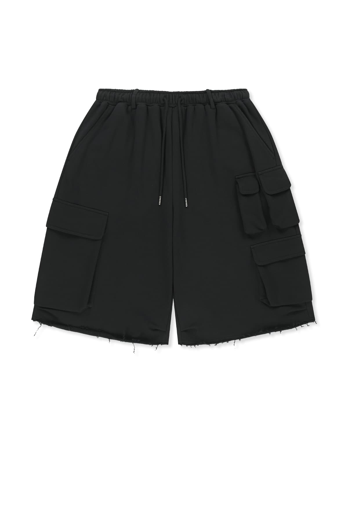 TERRY UTILITY POCKET BERMUDA PANTS IN BLACK