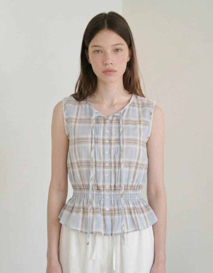 lace trim sleeveless blouse - sky blue