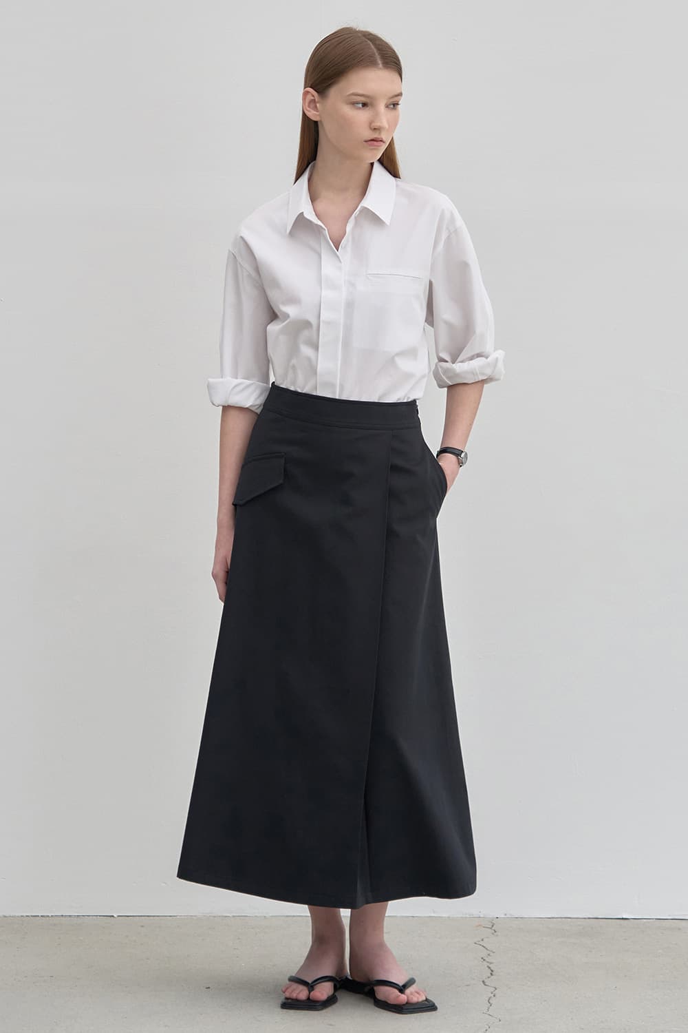 Unbalanced full skirt Black [N6SSK02]