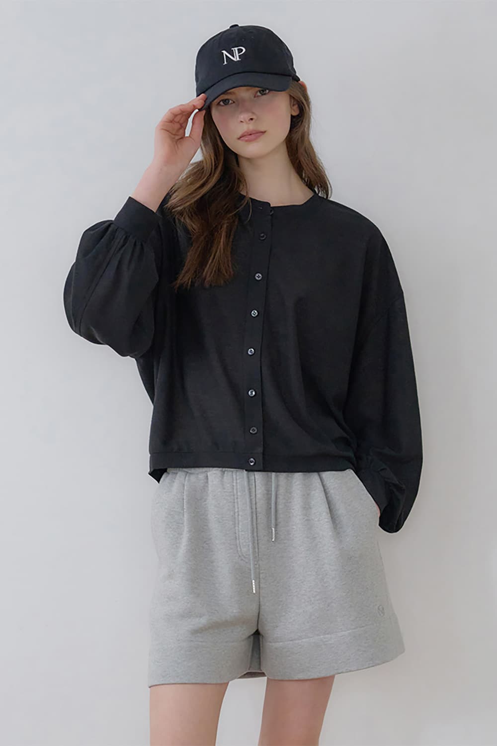 Soft-touch airy gauze cardigan Black [N6PSTS02]