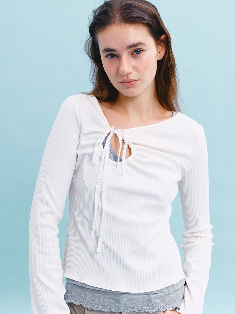 LACE DETAIL SLEEVELESS (BLUE)