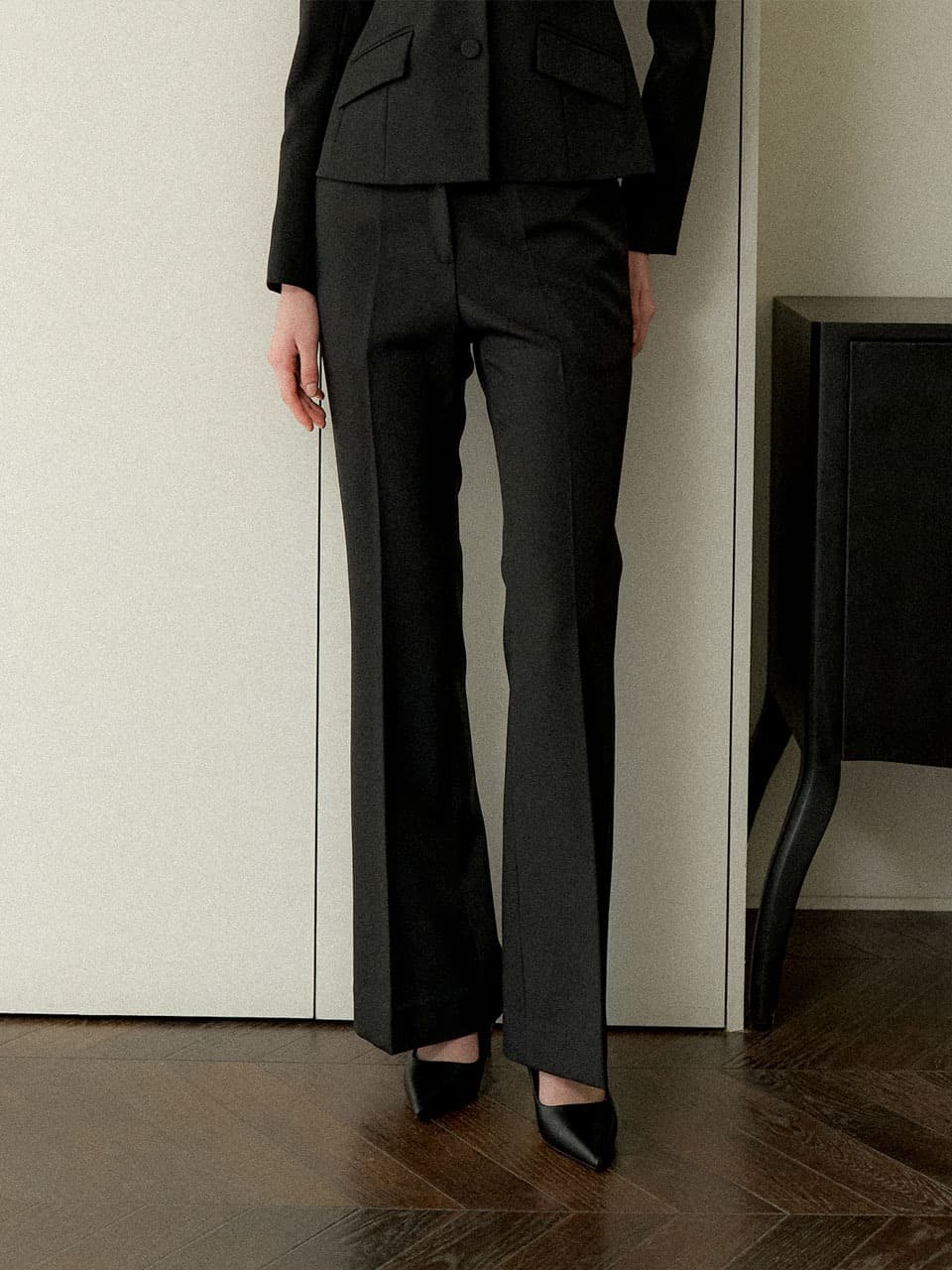 Signature Boots-cut Slacks / Black(3color)