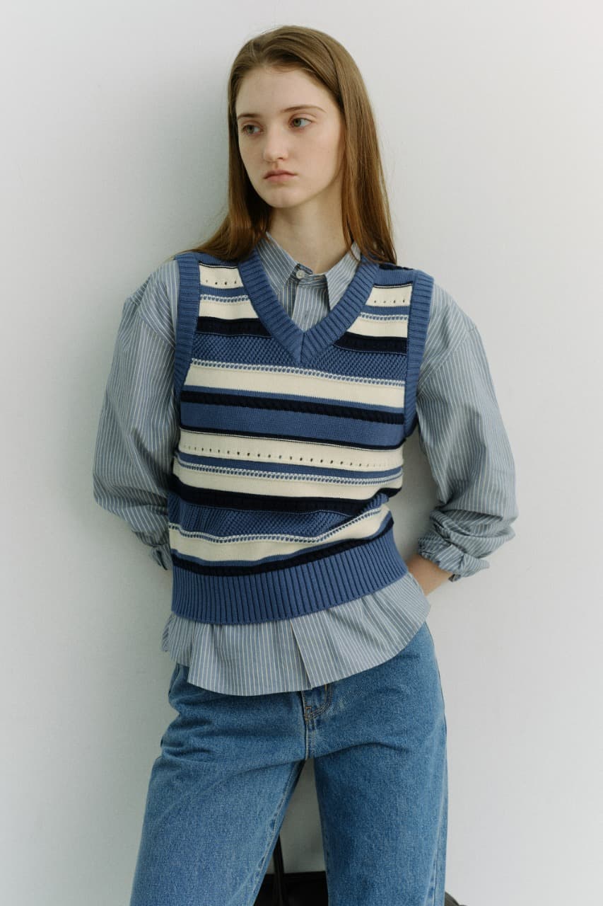 UNISEX CRAFTED STRIPED KNIT VEST BLUE CREAM_UDSW6B123B2