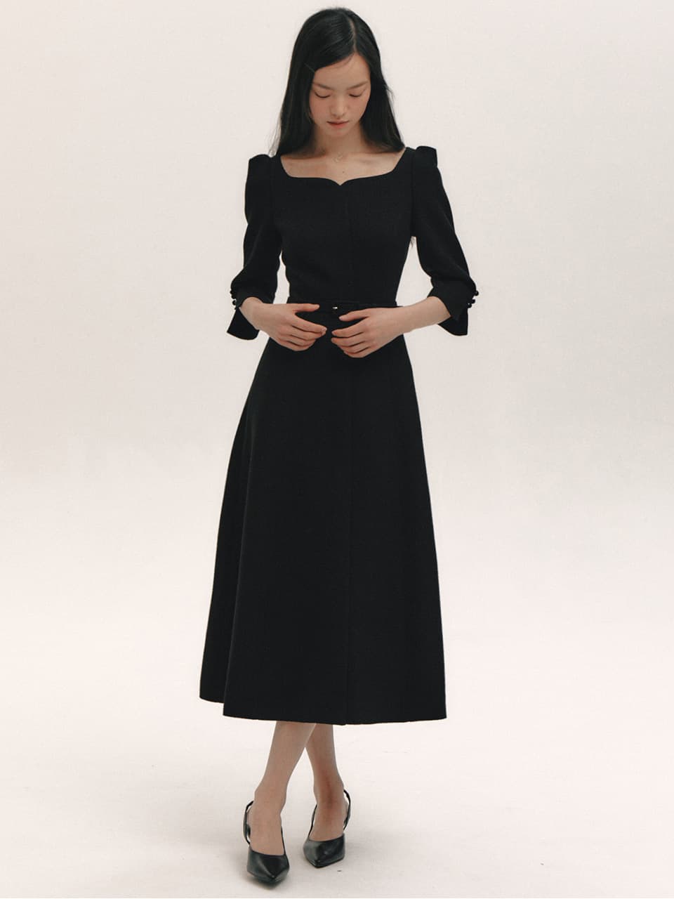 Classic Heartneck Dress(2color)