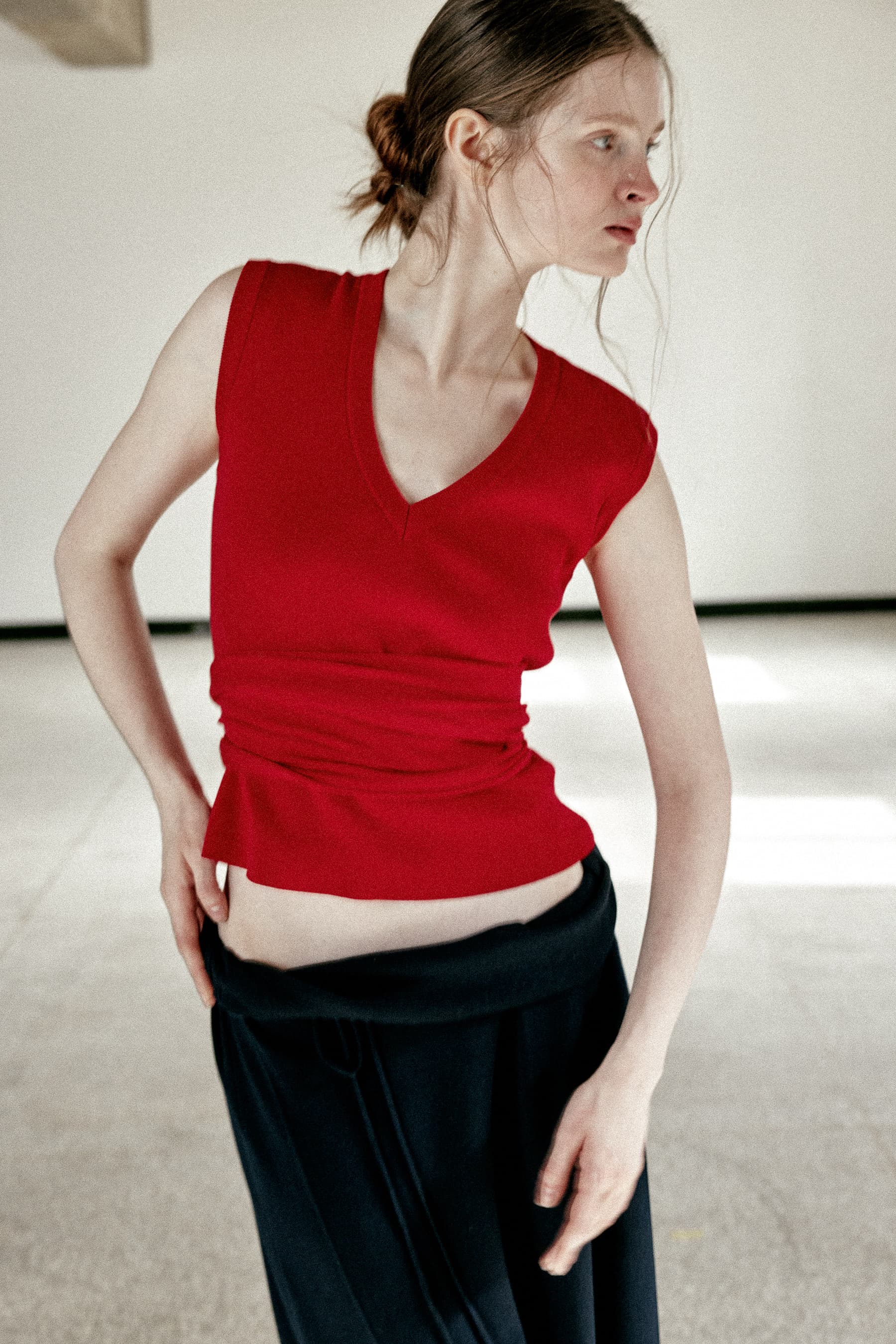 EPURE KNIT VEST [RED]